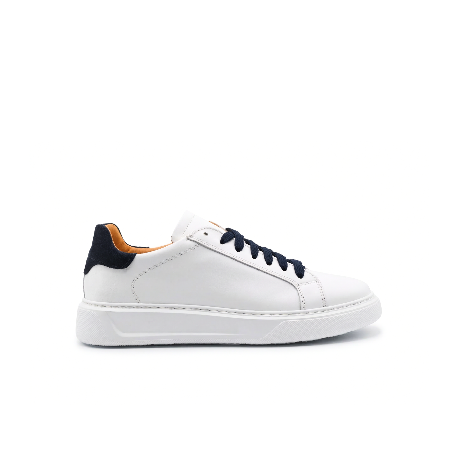 Zapatillas Airon para hombre en piel con suela blanca