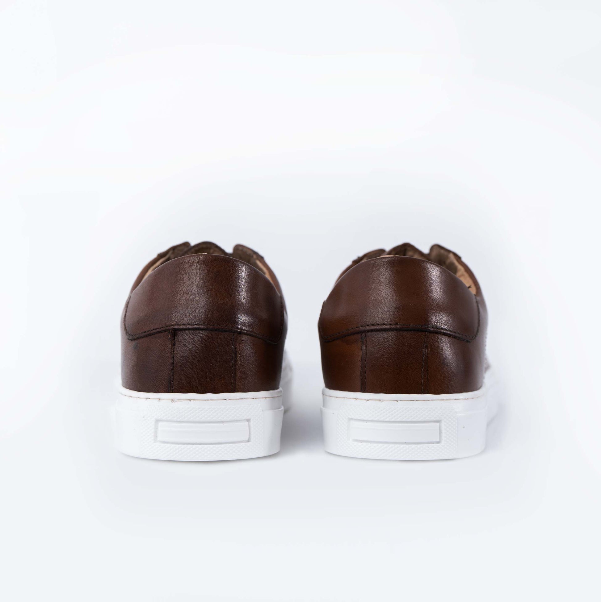 Zapatillas Fusion para hombre bajas en piel auténtica botolada