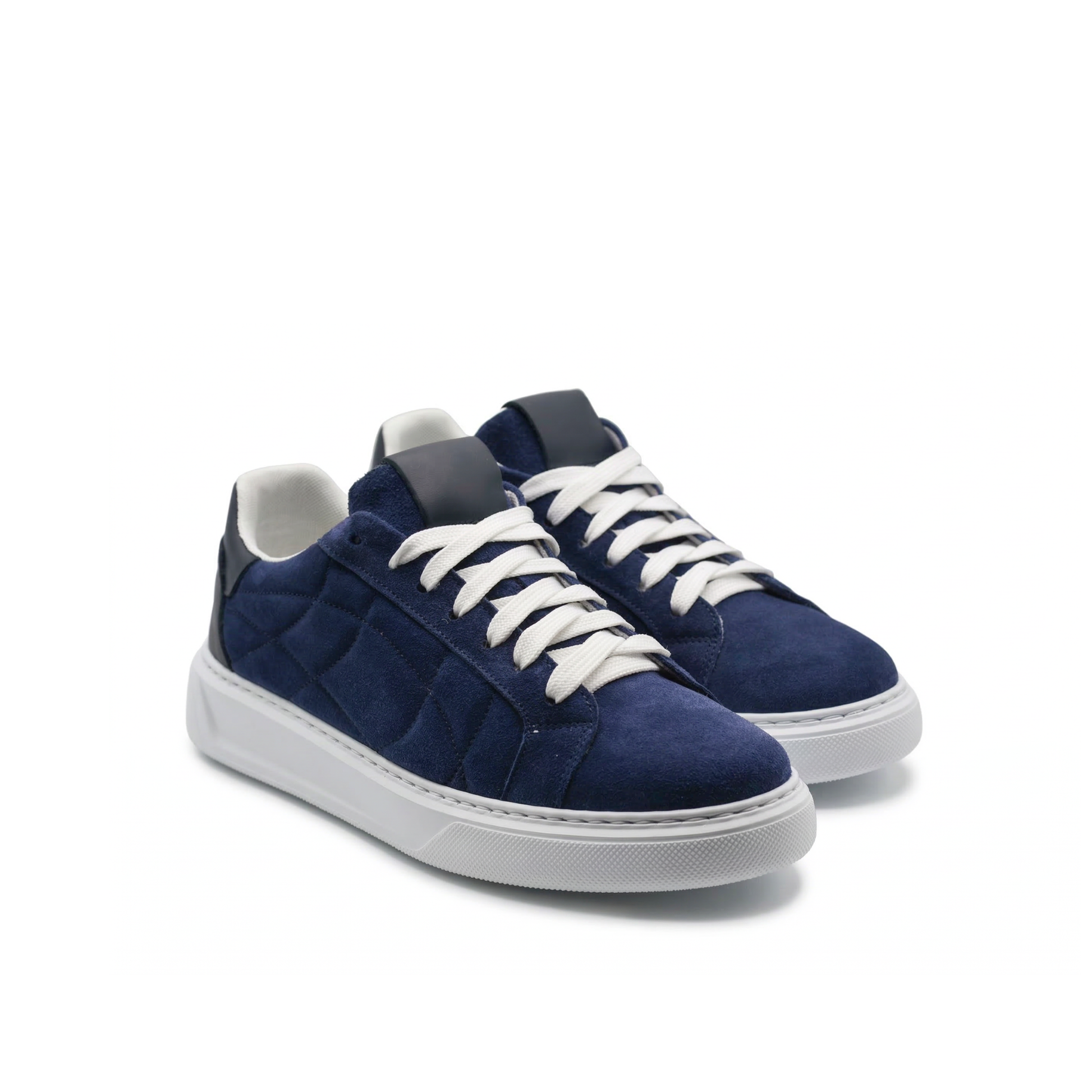 Zapatillas Orion para hombre en ante con suela blanca