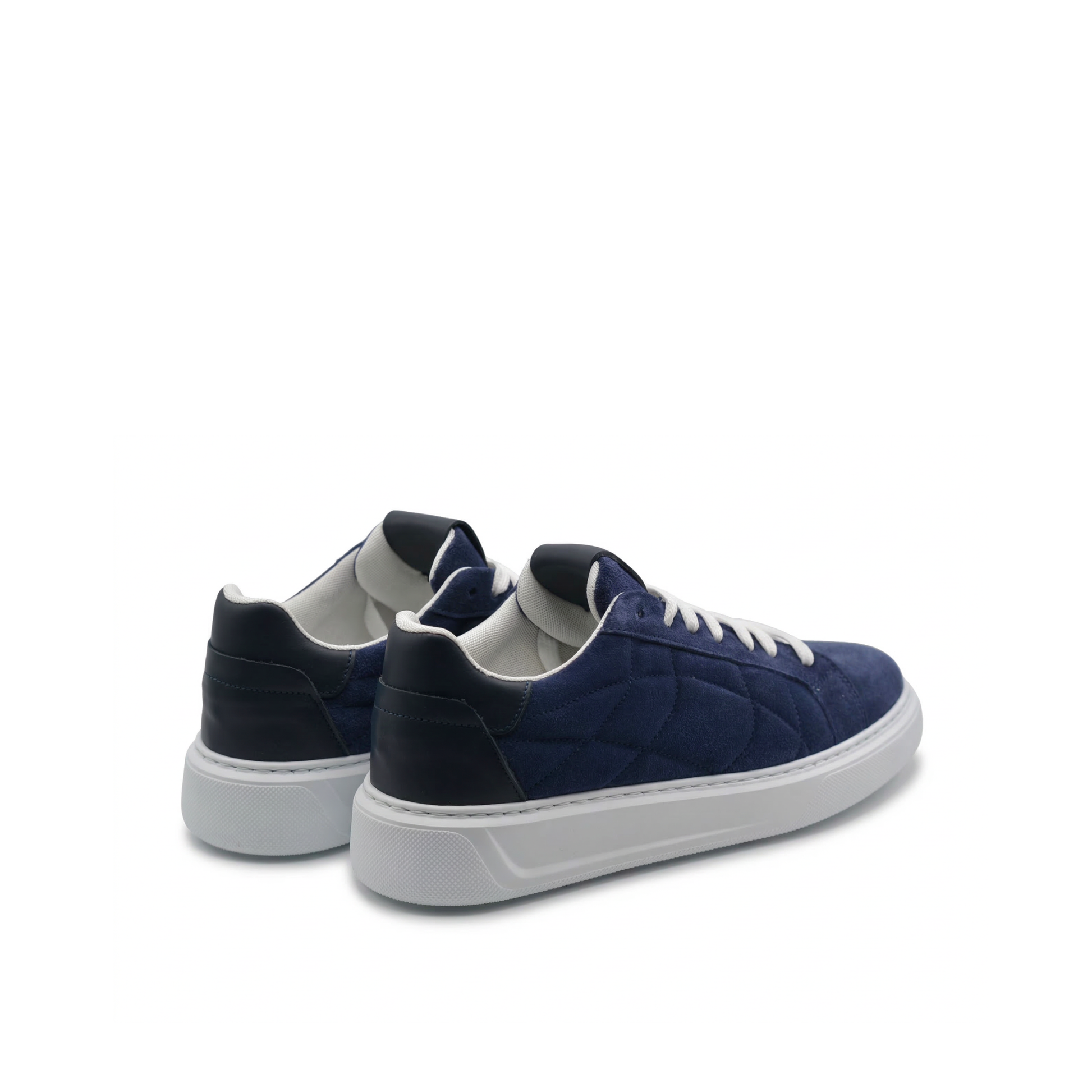 Zapatillas Orion para hombre en ante con suela blanca