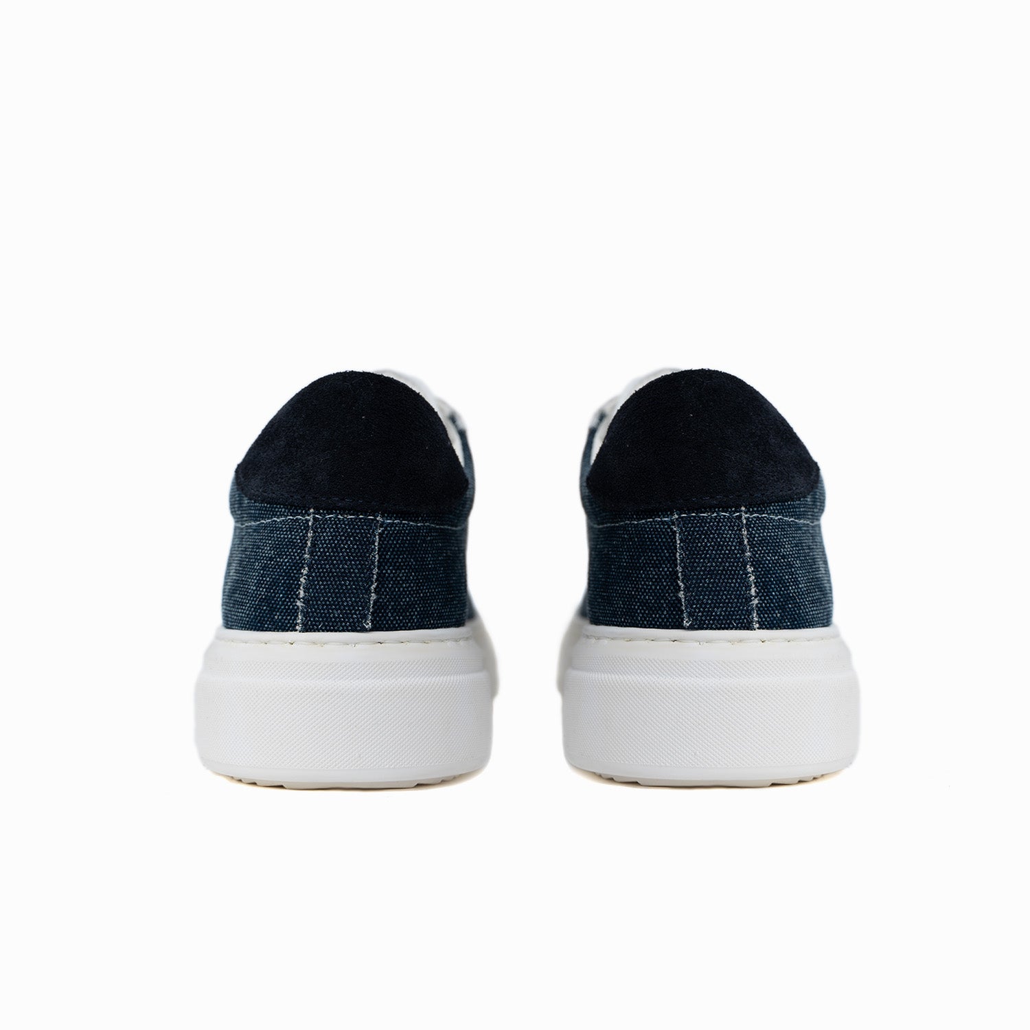 Zapatillas Smith para hombre en denim fondo blanco